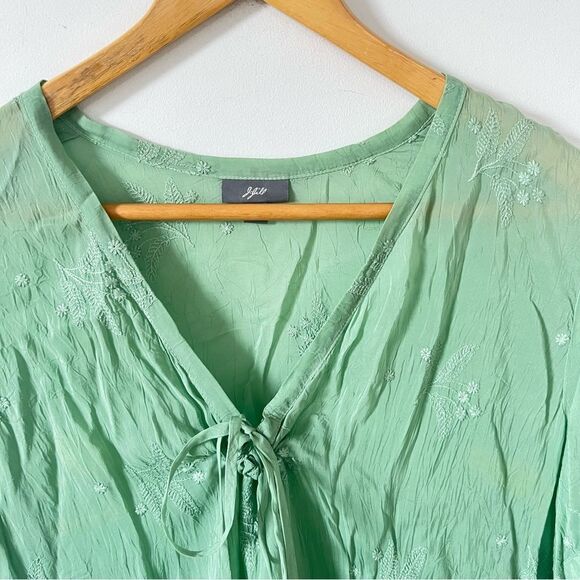 J.Jill Mint Green Floral Embroidery Short Sleeve Blouse - Picture 6 of 7